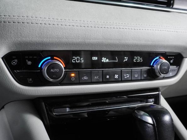 Mazda 6 III (GJ) Рестайлинг 2 с пробегом 2018 года, цена 2 129 000 рублей, 174574 км, седан, Автокод Объявления