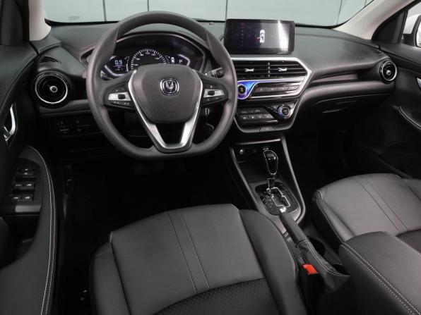 Changan Alsvin с пробегом 2025 года, цена 1 599 000 рублей, 7 км, седан, Автокод Объявления