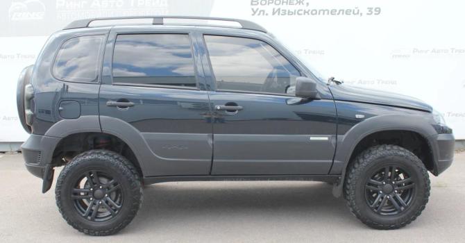 Chevrolet Niva I Рестайлинг с пробегом 2015 года, цена 590 000 рублей, 141405 км, внедорожник, Автокод Объявления