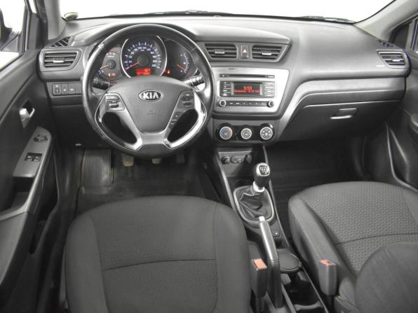 Kia Rio III Рестайлинг с пробегом 2016 года, цена 975 200 рублей, 110638 км, хэтчбек, Автокод Объявления