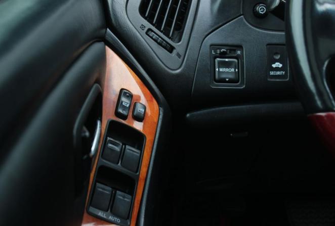 Lexus RX I с пробегом 2001 года, цена 790 000 рублей, 267615 км, внедорожник, Автокод Объявления