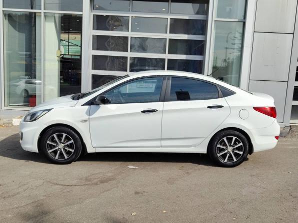 Hyundai Solaris I с пробегом 2014 года, цена 798 000 рублей, 203024 км, седан, Автокод Объявления
