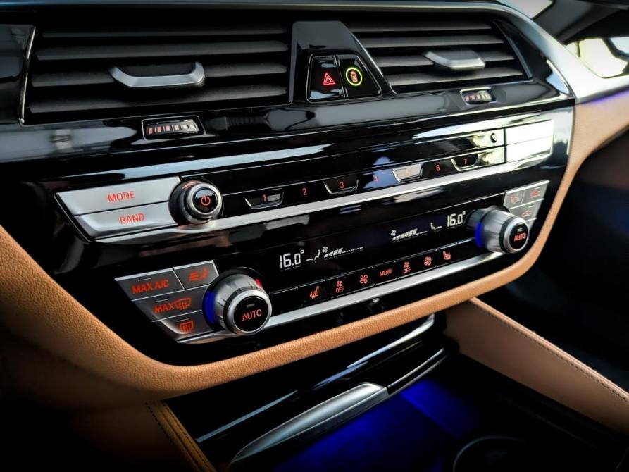 BMW 5 серии VII (G30/G31/G38) Рестайлинг Санкт-Петербург  - изображение 29