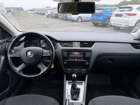 Skoda Octavia III (A7) с пробегом 2013 года, цена 865 000 рублей, 198060 км, лифтбек, Автокод Объявления
