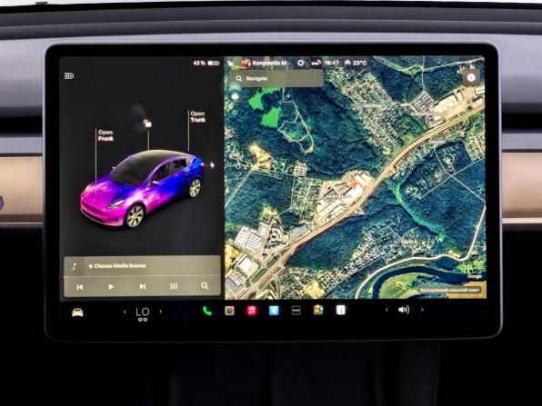 Tesla Model Y I с пробегом 2021 года, цена 4 100 000 рублей, 65205 км, внедорожник, Автокод Объявления