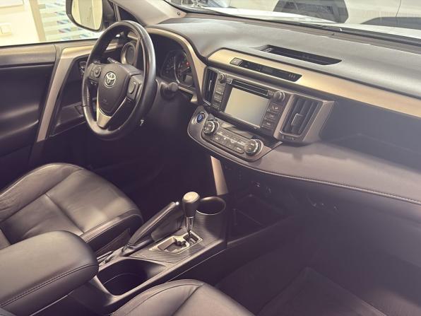 Toyota RAV4 IV (XA40) с пробегом 2014 года, цена 2 490 000 рублей, 96460 км, внедорожник, Автокод Объявления