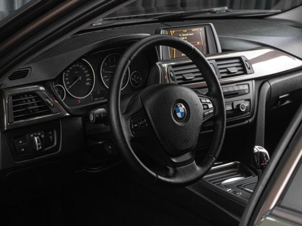 BMW 3 серии VI (F3x) с пробегом 2013 года, цена 1 399 000 рублей, 156694 км, седан, Автокод Объявления