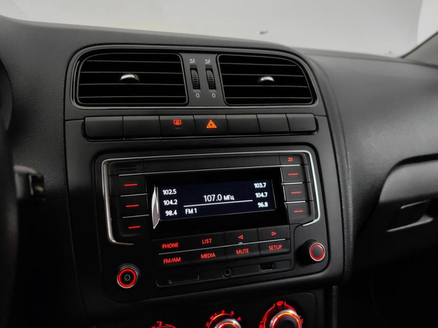 Volkswagen Polo V Рестайлинг Подольск  - изображение 14