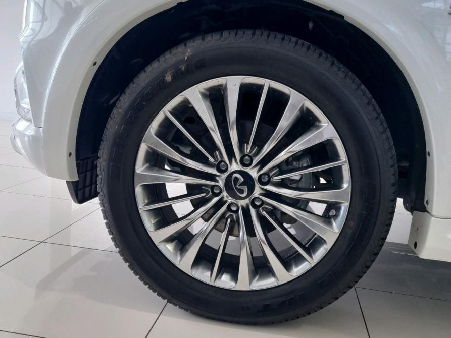 Infiniti QX80 I Рестайлинг 2 Омск  - изображение 8