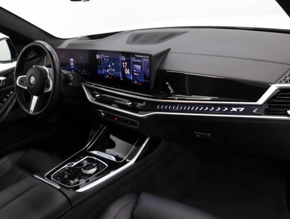BMW X7 I (G07) Рестайлинг с пробегом 2022 года, цена 12 290 000 рублей, 37834 км, внедорожник, Автокод Объявления