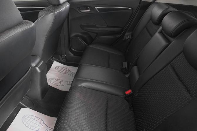 Honda Fit III с пробегом 2016 года, цена 1 199 000 рублей, 84000 км, хэтчбек, Автокод Объявления