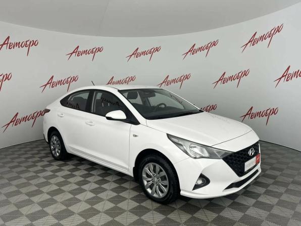 Hyundai Solaris II Рестайлинг с пробегом 2022 года, цена 1 589 000 рублей, 75906 км, седан, Автокод Объявления