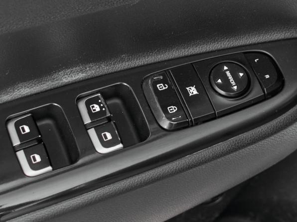 Kia Rio IV с пробегом 2017 года, цена 995 000 рублей, 188843 км, седан, Автокод Объявления