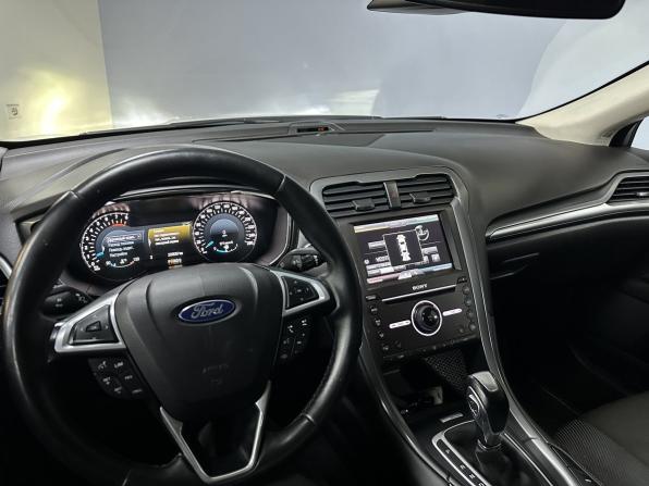 Ford Mondeo V с пробегом 2016 года, цена 1 427 000 рублей, 209066 км, седан, Автокод Объявления