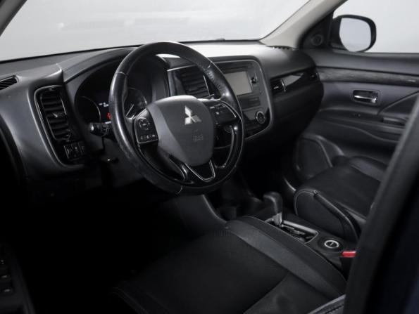 Mitsubishi Outlander III Рестайлинг 2 с пробегом 2016 года, цена 2 196 000 рублей, 80000 км, внедорожник, Автокод Объявления