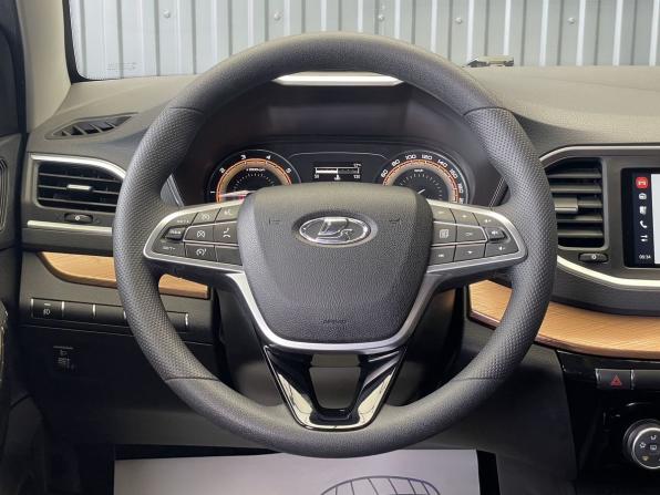 Lada (ВАЗ) Vesta I Рестайлинг (NG) с пробегом 2024 года, цена 1 467 000 рублей, 29486 км, седан, Автокод Объявления