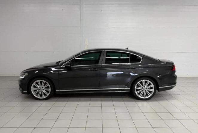 Volkswagen Passat B8 с пробегом 2017 года, цена 2 480 000 рублей, 95107 км, седан, Автокод Объявления