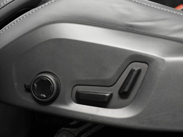 Volvo XC60 II с пробегом 2019 года, цена 4 989 900 рублей, 80241 км, внедорожник, Автокод Объявления