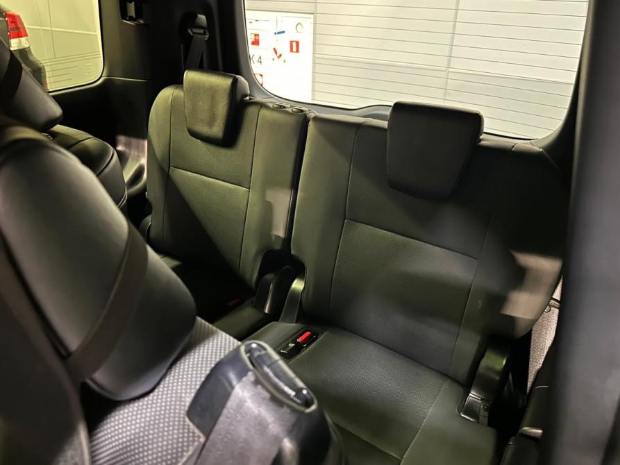 Toyota Esquire I Рестайлинг Красноярск  - изображение 12