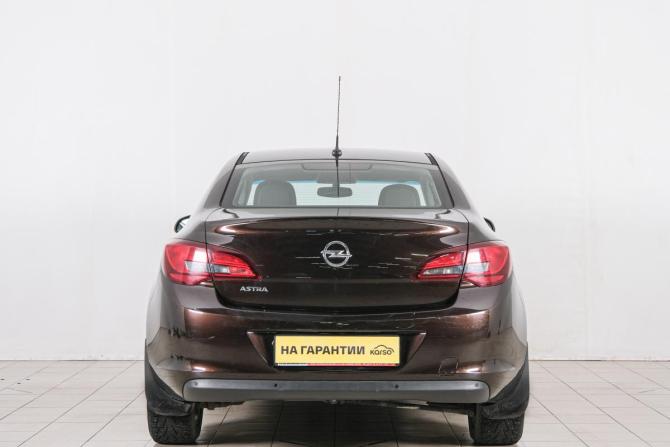 Opel Astra J Рестайлинг с пробегом 2014 года, цена 929 000 рублей, 173000 км, седан, Автокод Объявления