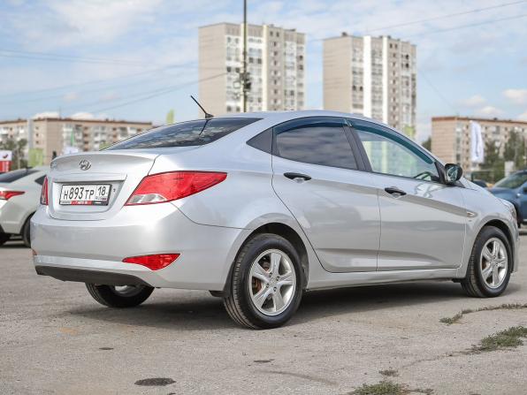 Hyundai Solaris I Рестайлинг с пробегом 2015 года, цена 1 169 000 рублей, 137260 км, седан, Автокод Объявления
