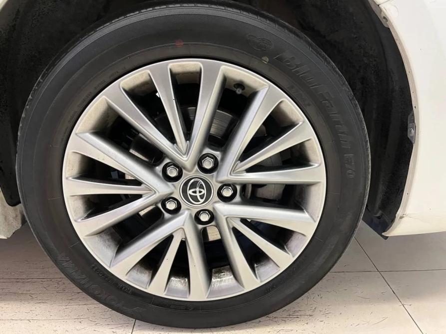 Toyota Camry VII (XV50) Рестайлинг 2 Челябинск  - изображение 14
