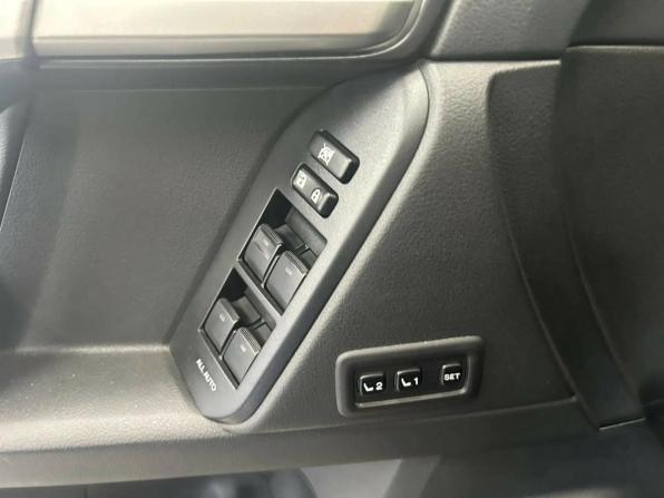 Toyota Land Cruiser Prado 150 Series Рестайлинг 3 с пробегом 2021 года, цена 7 680 000 рублей, 94001 км, внедорожник, Автокод Объявления