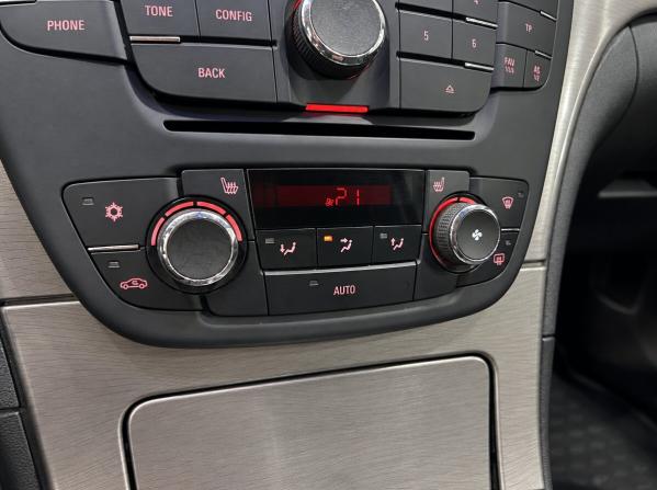 Opel Insignia I с пробегом 2010 года, цена 749 000 рублей, 142109 км, седан, Автокод Объявления