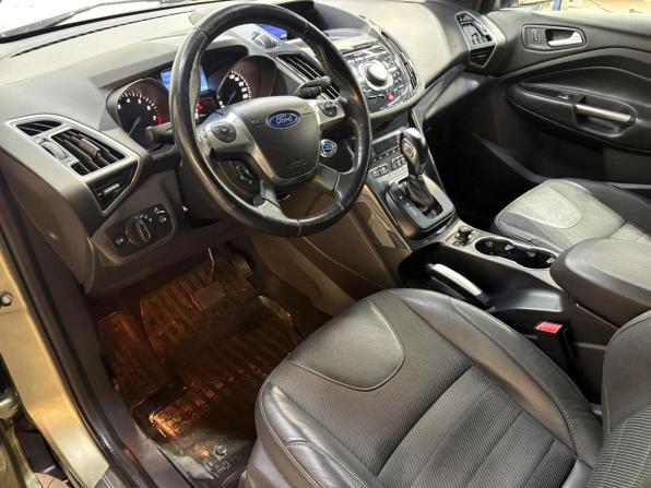 Ford Kuga II с пробегом 2013 года, цена 850 000 рублей, 255000 км, внедорожник, Автокод Объявления