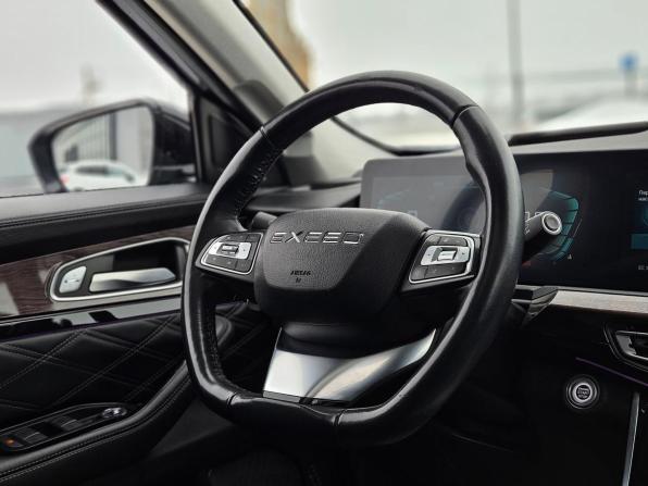 Exeed VX I с пробегом 2022 года, цена 2 650 000 рублей, 45000 км, внедорожник, Автокод Объявления