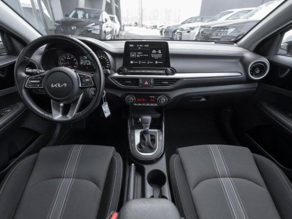 Kia Cerato IV Рестайлинг с пробегом 2021 года, цена 2 065 000 рублей, 35746 км, седан, Автокод Объявления
