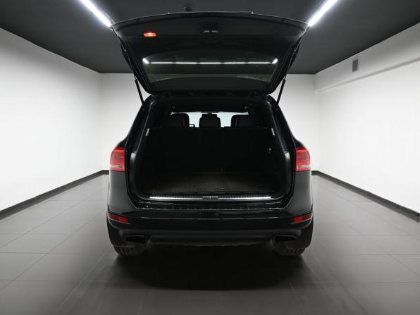 Volkswagen Touareg II с пробегом 2011 года, цена 1 995 000 рублей, 285267 км, внедорожник, Автокод Объявления