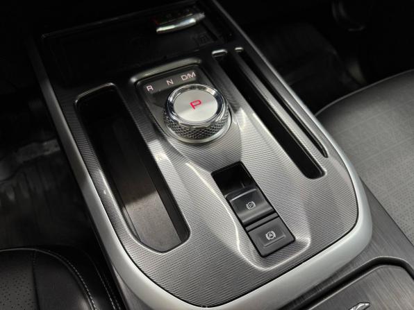 Haval Jolion I Рестайлинг с пробегом 2024 года, цена 2 160 000 рублей, 21384 км, внедорожник, Автокод Объявления