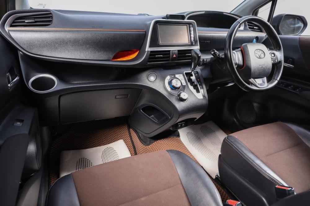 Toyota Sienta II Новосибирск  - изображение 16