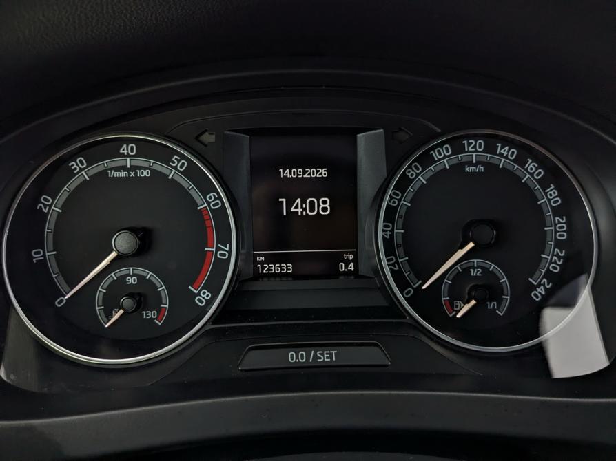 Skoda Rapid I Рестайлинг Москва  - изображение 13
