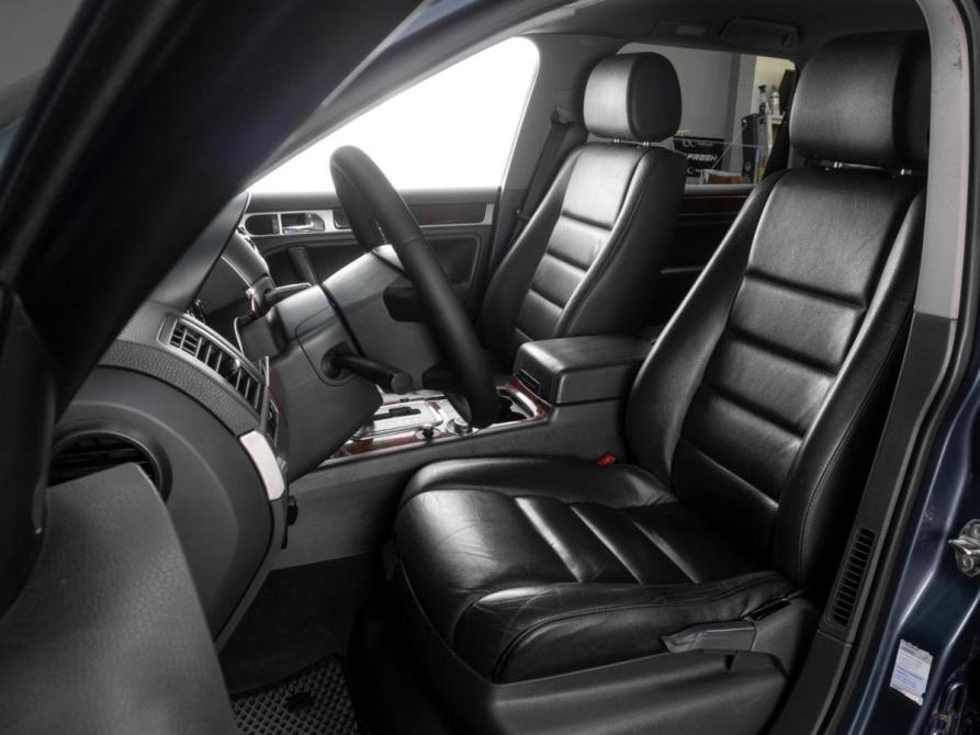 Volkswagen Touareg I Рестайлинг Тюмень  - изображение 10