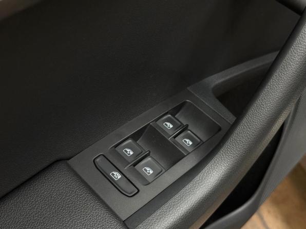 Skoda Octavia III (A7) Рестайлинг с пробегом 2019 года, цена 1 890 000 рублей, 183000 км, лифтбек, Автокод Объявления