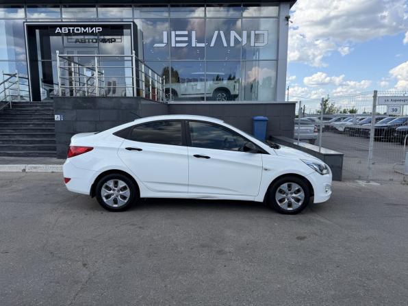 Hyundai Solaris I Рестайлинг с пробегом 2015 года, цена 999 000 рублей, 179264 км, седан, Автокод Объявления