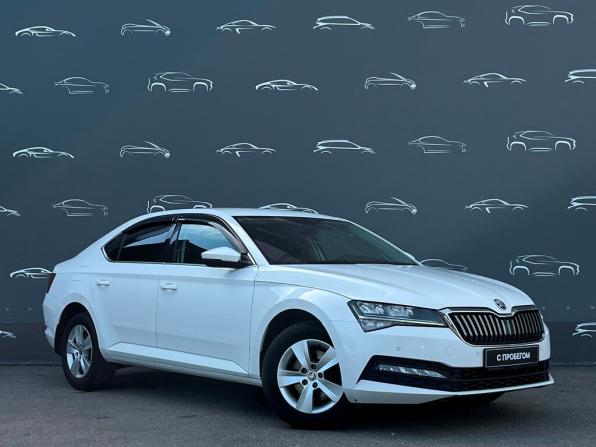 Skoda Superb III Рестайлинг с пробегом 2021 года, цена 2 695 300 рублей, 113074 км, лифтбек, Автокод Объявления
