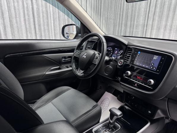 Mitsubishi Outlander III Рестайлинг 3 с пробегом 2020 года, цена 2 630 000 рублей, 95095 км, внедорожник, Автокод Объявления