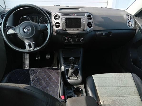 Volkswagen Tiguan I Рестайлинг с пробегом 2012 года, цена 810 000 рублей, 196795 км, внедорожник, Автокод Объявления