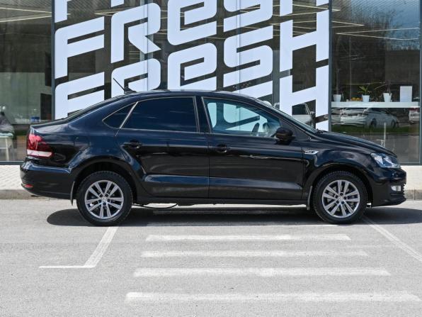 Volkswagen Polo V Рестайлинг с пробегом 2019 года, цена 1 359 800 рублей, 117277 км, седан, Автокод Объявления