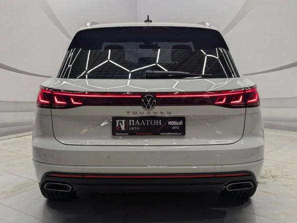 Новый Volkswagen Touareg III Рестайлинг 2024 года, цена 11 100 000 рублей, внедорожник, Автокод Объявления