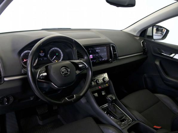 Skoda Karoq I с пробегом 2022 года, цена 2 650 000 рублей, 62845 км, внедорожник, Автокод Объявления
