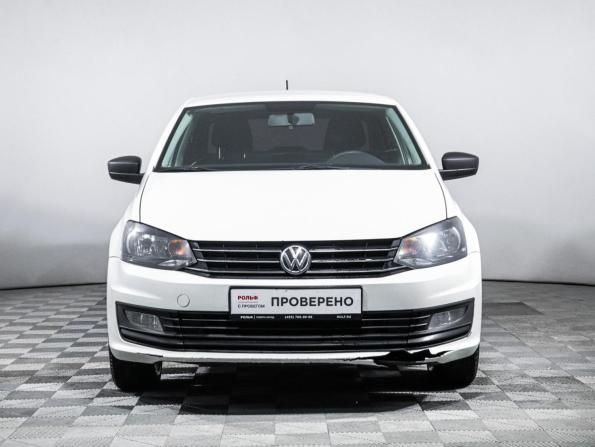Volkswagen Polo V Рестайлинг с пробегом 2018 года, цена 899 000 рублей, 121739 км, седан, Автокод Объявления