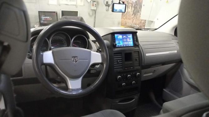 Dodge Caravan V с пробегом 2008 года, цена 899 000 рублей, 169482 км, минивэн, Автокод Объявления