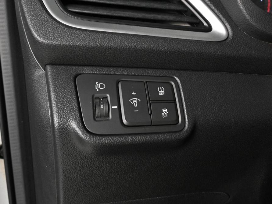 Hyundai Solaris II Ростов-на-Дону  - изображение 16