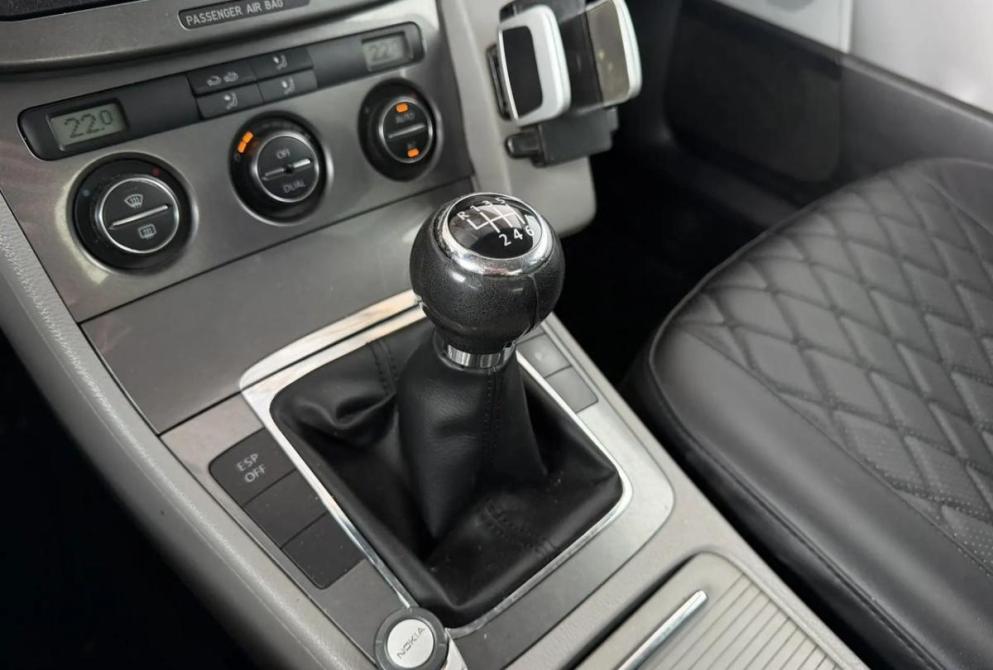 Volkswagen Passat B6 Киров  - изображение 24