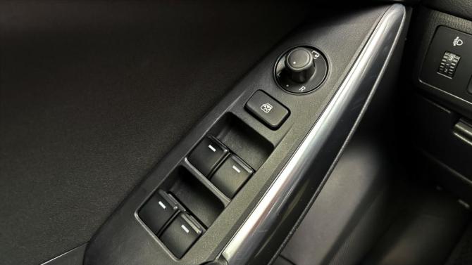 Mazda 6 III (GJ) с пробегом 2013 года, цена 1 555 000 рублей, 200681 км, седан, Автокод Объявления