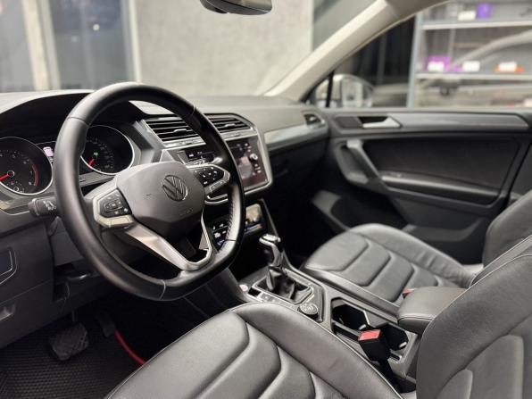 Volkswagen Tiguan II Рестайлинг с пробегом 2021 года, цена 2 520 000 рублей, 152690 км, внедорожник, Автокод Объявления